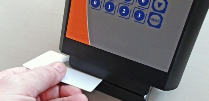 Torino, dipendente dell'Università timbrava &quot;sotto casa&quot; e si recava in ufficio mezz'ora dopo, prima sanzionata e poi &quot;promossa&quot; a responsabile