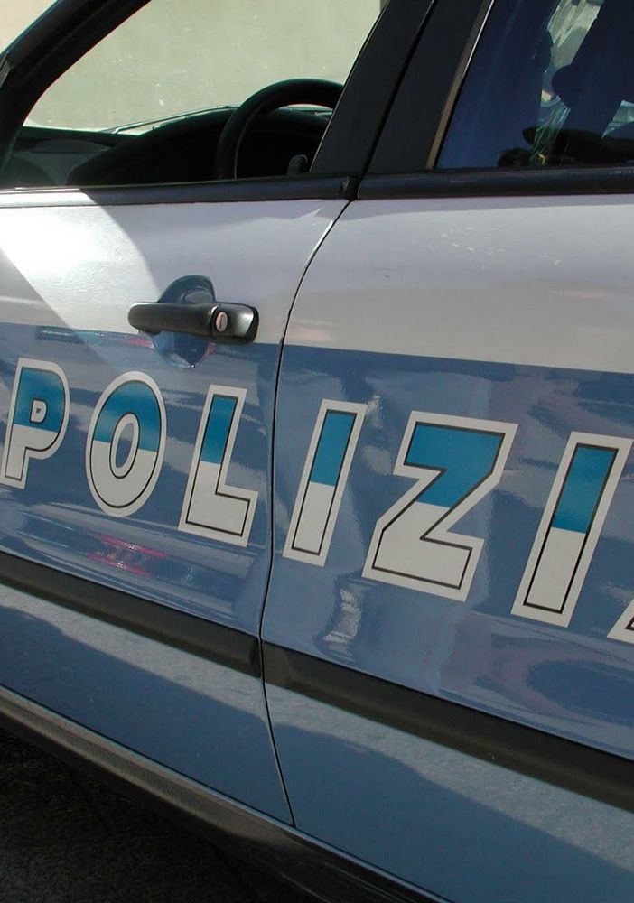 L'intervento della polizia dopo la chiamata della donna (foto d'archivio)