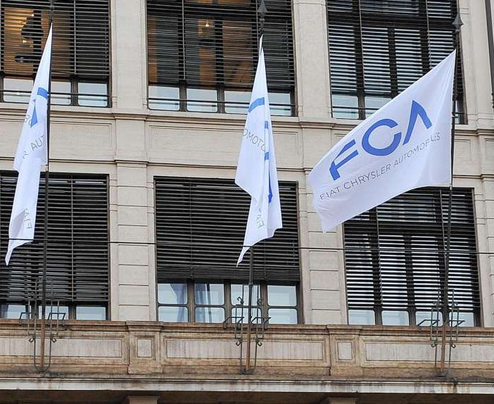 A giugno vola il mercato dell'auto, Fca +12%