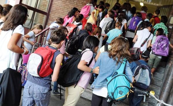Scuola, niente vacanze anticipate per le elezioni a Torino