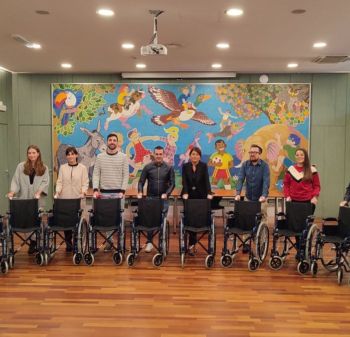 A Torino la musica incontra la solidarietà: donate 10 carrozzine all'UGI per i bambini malati di tumore