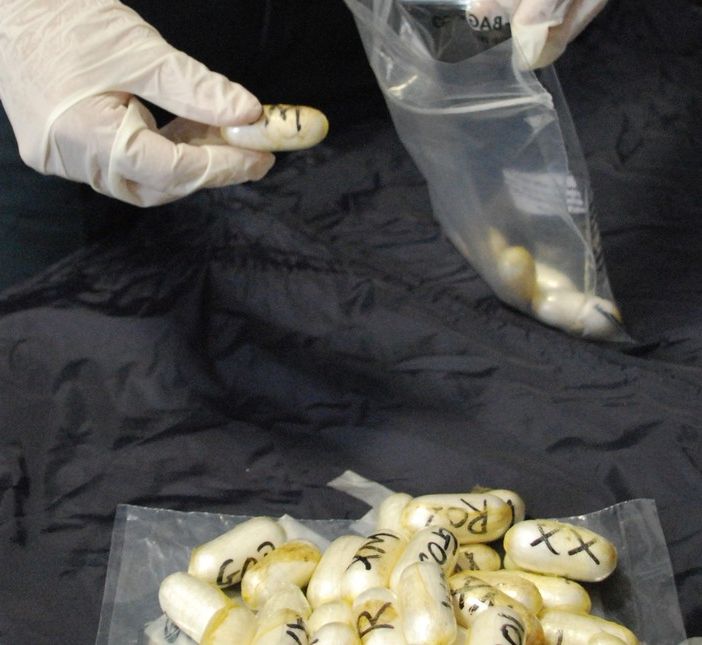 In partenza per Napoli con oltre un kg di droga: arrestato