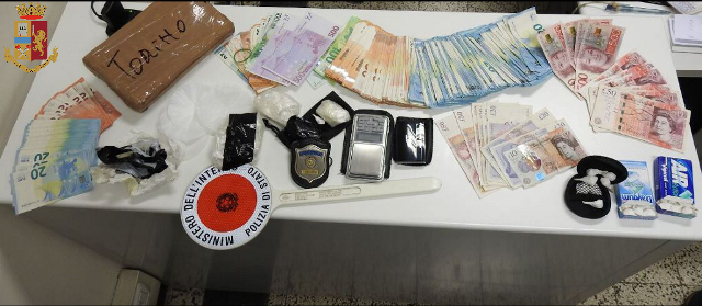 Neanche la pandemia frena lo spaccio: in manette due spacciatori a Torino e Carmagnola