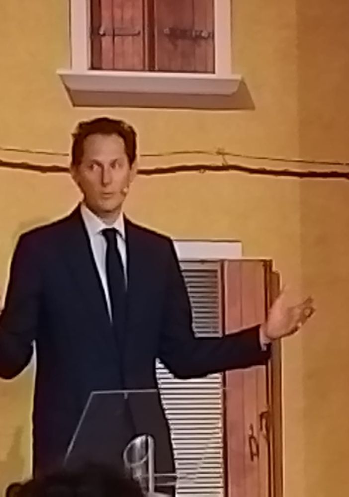 Elkann e i risultati di Stellantis: &quot;2024, anno ricco di successi. Facciamo in modo che il 2025 sia fantastico&quot;