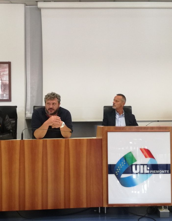 Ex Embraco, l'ira dei sindacati su Roma: &quot;Ma cosa hanno visto Calenda e Invitalia? Ora il governo trovi un Piano B&quot;