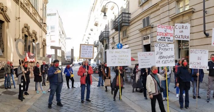 Regione, il comitato Emergenza Cultura: &quot;Chiediamo i contributi già previsti per il 2020&quot;. Poggio: &quot;Tavolo convocato per il 22 ottobre&quot; (VIDEO)