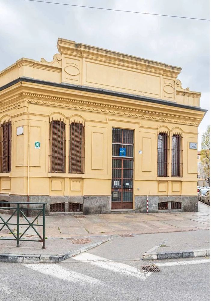 Una immagine dell'ex Diatto (foto tratta da Torino cambia)