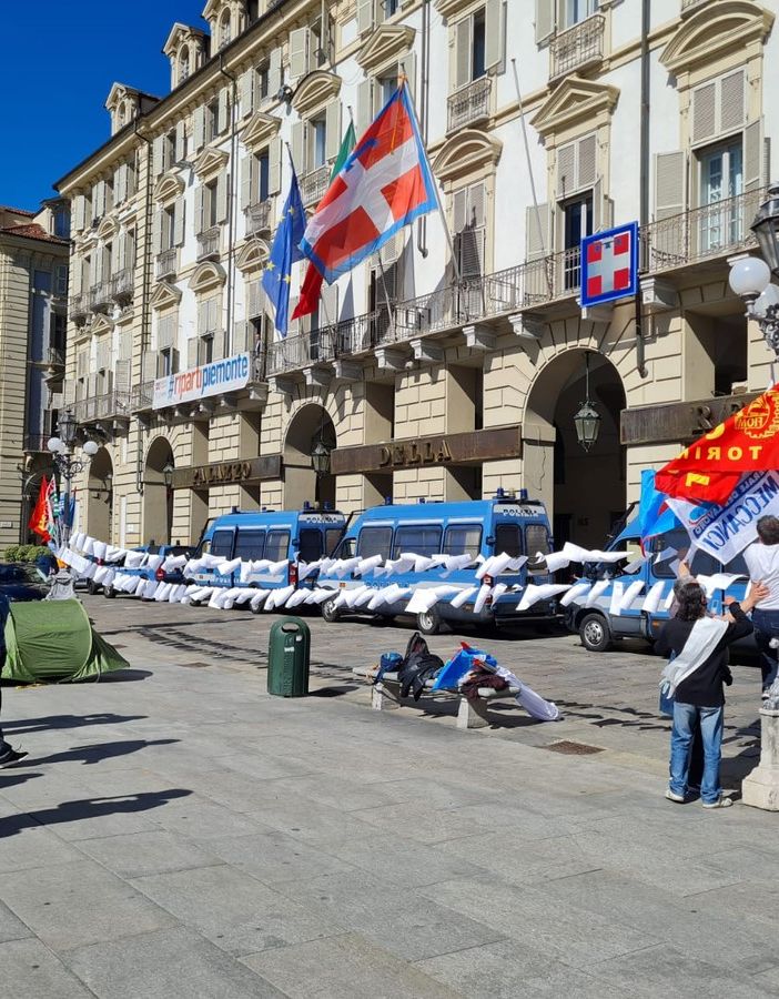 Lettere di licenziamento stese da operai