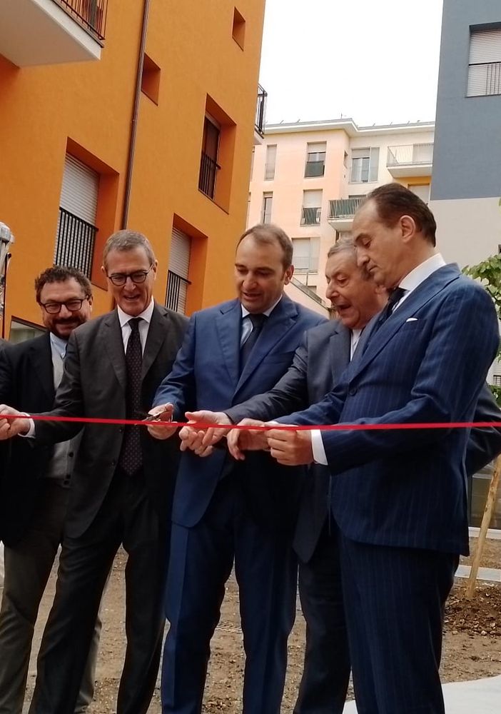Frecciata a 5 cerchi dal nuovo Moi, Cirio: &quot;Accogliamo quegli studenti che in città più olimpiche fanno dormire in tenda&quot; [FOTO E VIDEO]