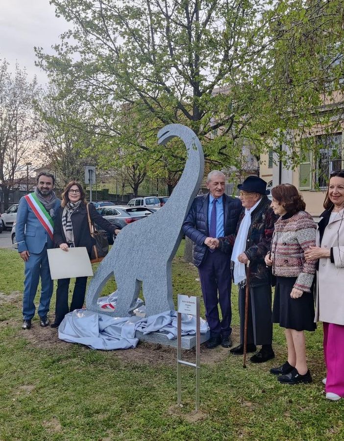 inaugurazione dinosauro moncalieri