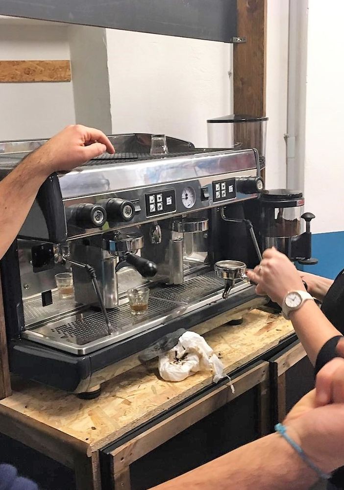 La Fabbrica del Chinino si allarga e apre la caffetteria sociale gestita da disabili