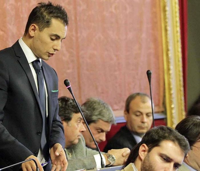 &quot;Appendino dice no alle scuole cristiane e promuove banche islamiche&quot;