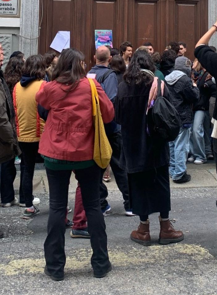 Convegno degli anti-abortisti di Federvita bloccato dalle manifestanti femministe