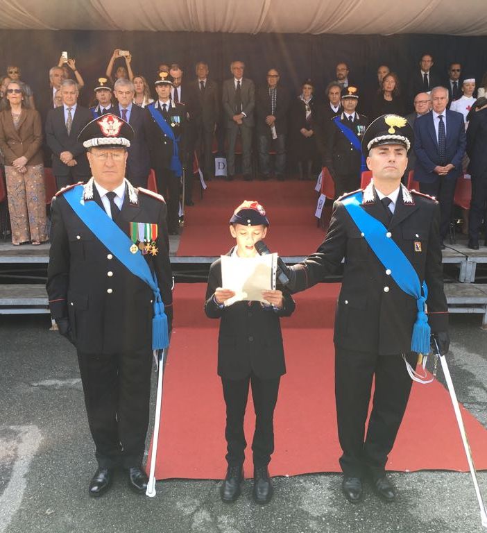 Commozione alla festa dei carabinieri a Torino: figlio appuntato morto nel Cuneese legge preghiera dell'Arma (FOTO)