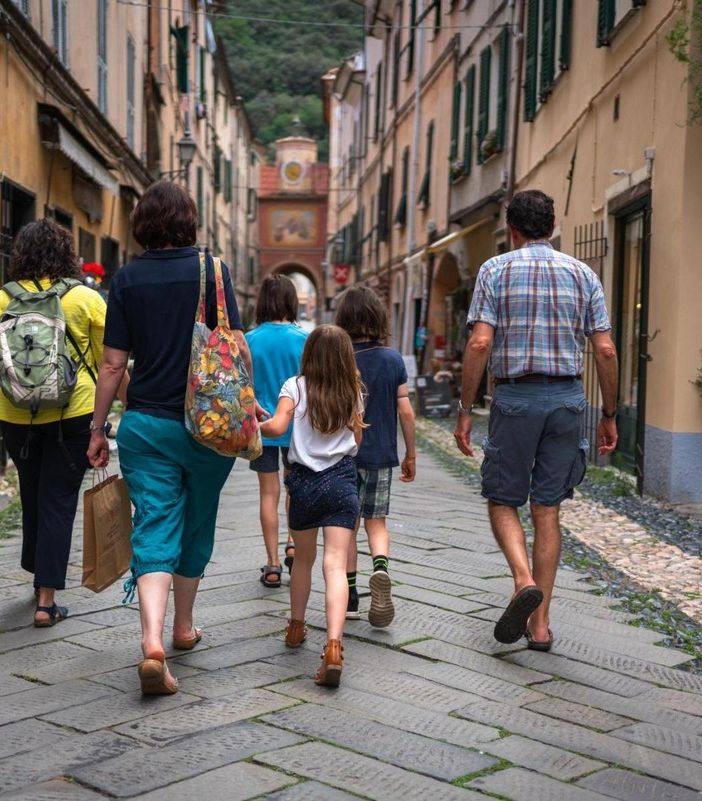 Finale Ligure a misura di bambino: una famiglia tedesca alla scoperta del territorio e delle sue opportunità di divertimento per tutte le età