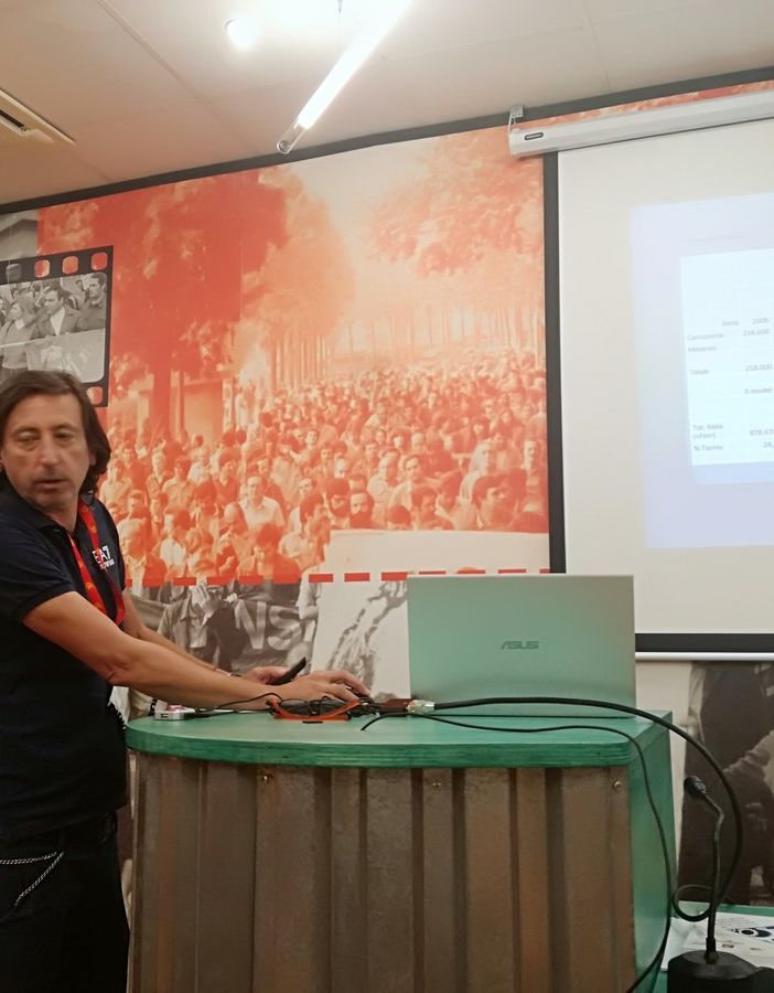Fiom, è allarme auto: &quot;Il Covid ha colpito, ma anche senza saremmo ormai all'eutanasia. La Famiglia Agnelli si sdebiti con questa città&quot;