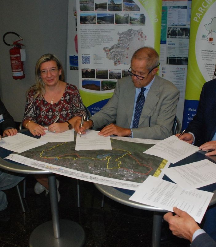 Città metropolitana e Comuni firmano l'intesa per lavorare all'istituzione del Parco Naturale dei cinque laghi di Ivrea
