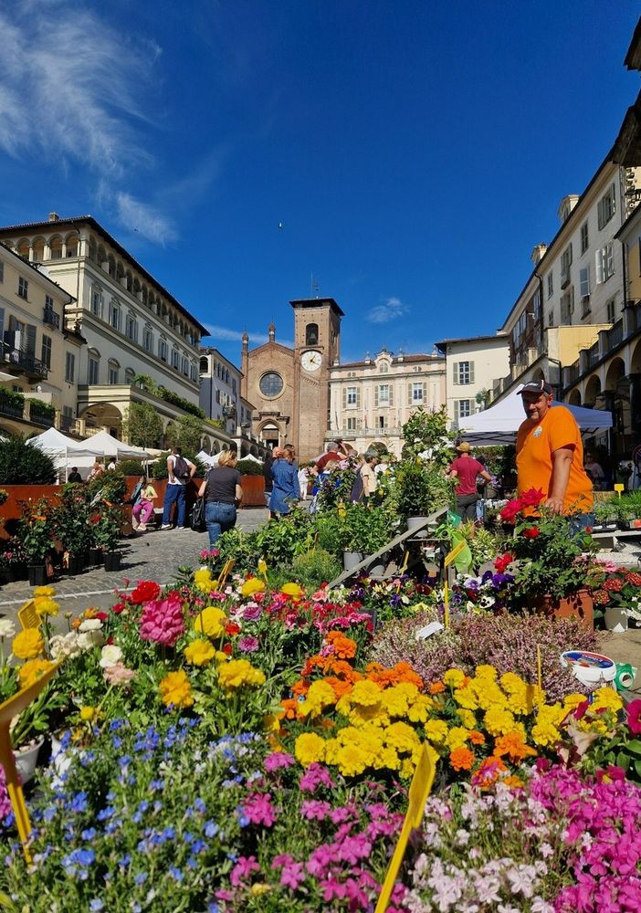In diecimila nel weekend per la città dei fiori e Moncalieri in luce