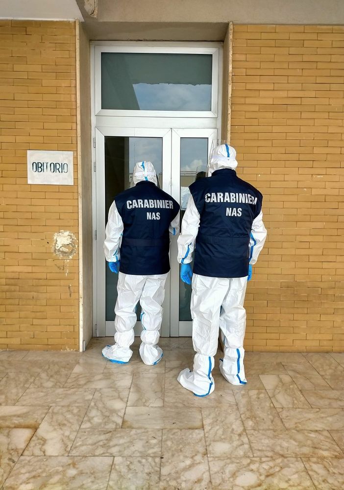 controlli Nas negli obitori