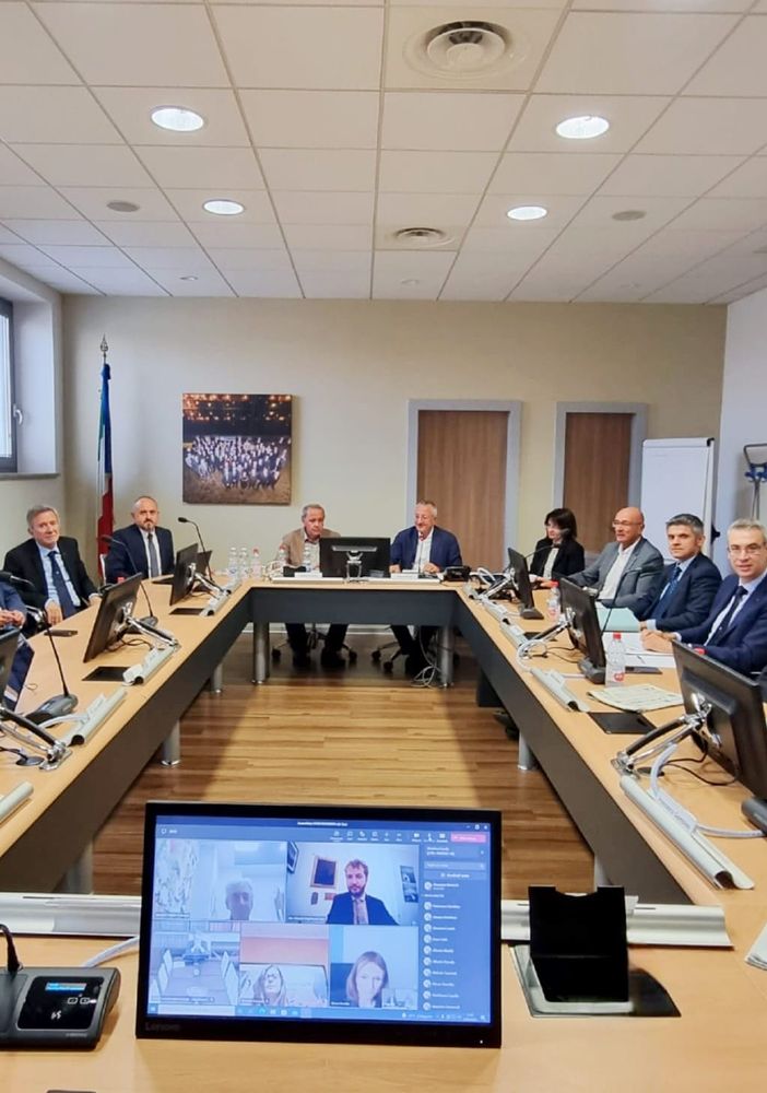 assemblea riunione banca