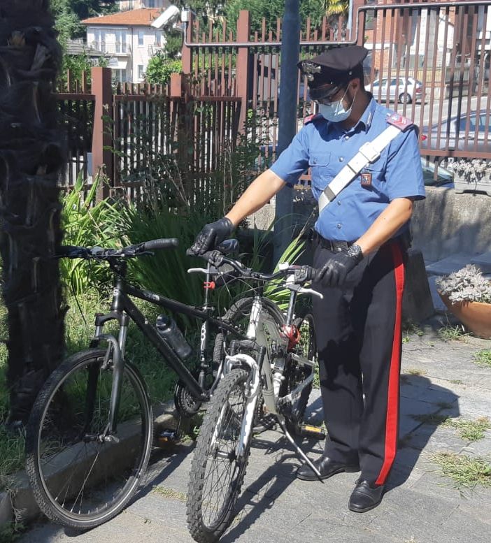 Tempi duri per i ladri di biciclette, giro di vite a Chieri contro i furti: tre persone nei guai