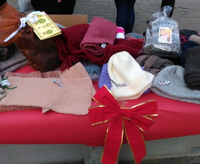 Aurora, torna il “giardino delle sciarpe”: appuntamento domani in via Como