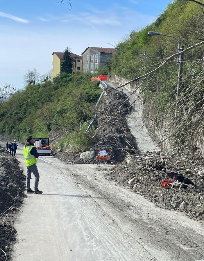 Frana sul colle del Lys: lavori in corso sulla provinciale 197