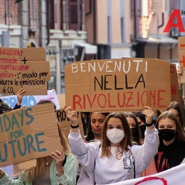 I fridays for future tornano in piazza