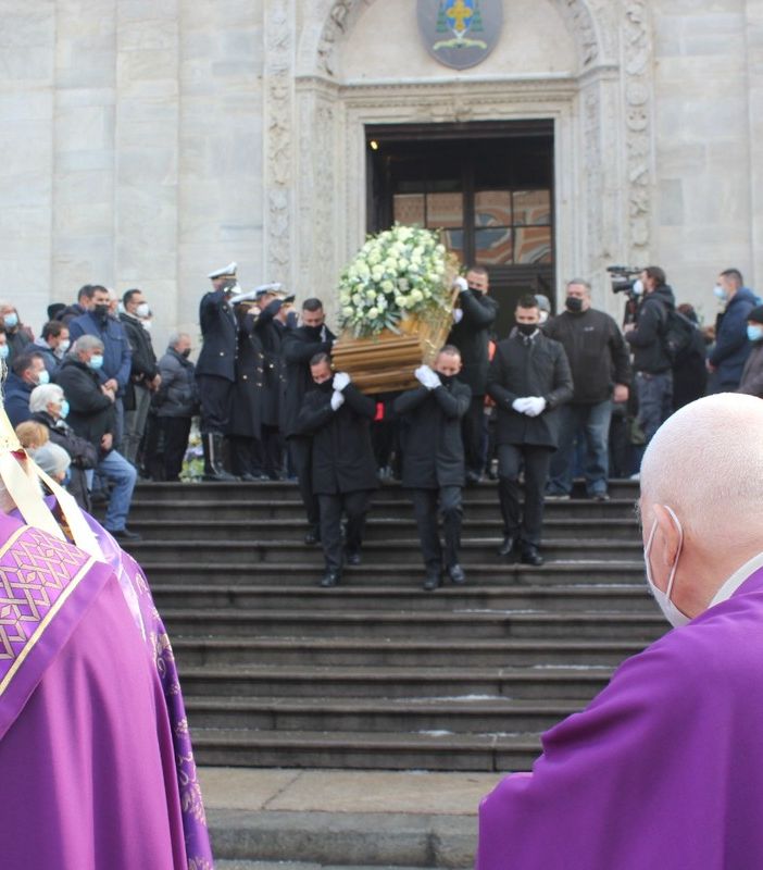 funerali in duomo