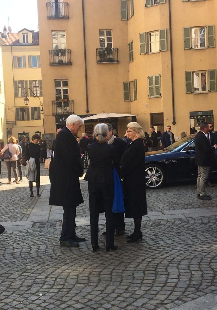 Stamattina la messa di trigesima per Marella Agnelli. Mons. Nosiglia: &quot;Ha usato la sua vita e le doti umane e culturali per il bene di Torino&quot;