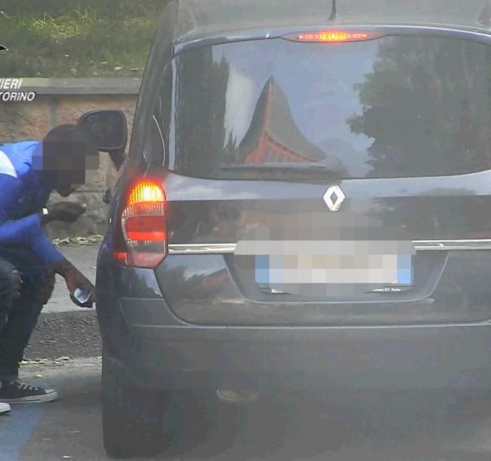 Giardini Parri, spaccio di droga ai giardinetti frequentati dai bambini: un arresto