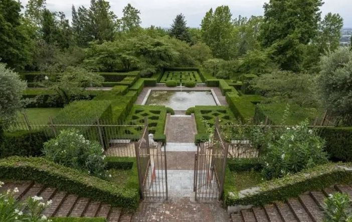Moncalieri, villa Silvio Pellico tra i 25 giardini più belli al mondo per il New York Times