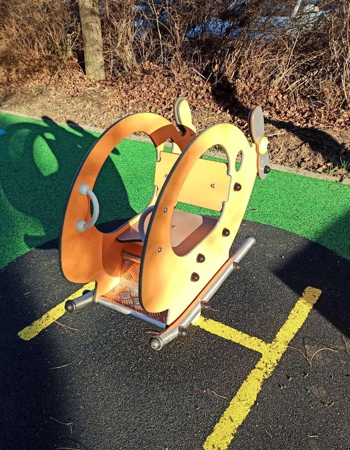 A Collegno un’Oasi Si-Cura per autistici e disabili: aperti i giardini di tre scuole
