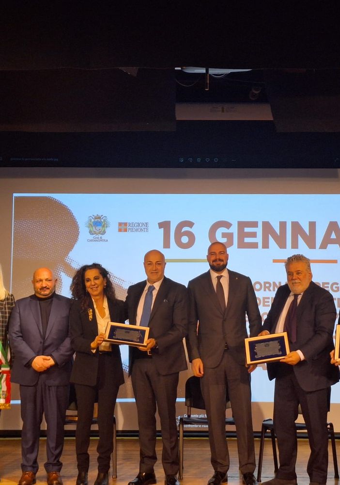 Piemonte prima regione a organizzare la "Giornata della gratitudine alle forze dell'ordine per il contrasto alle mafie" Piemonte prima regione a organizzare la "Giornata della gratitudine alle forze dell'ordine per il contrasto alle mafie"
