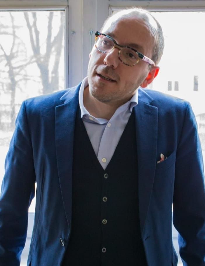 &quot;Stiamo aiutando 350 famiglie: anche dopo, ricordiamoci che senza i volontari quel pacco non sarebbe arrivato&quot; [INTERVISTA]