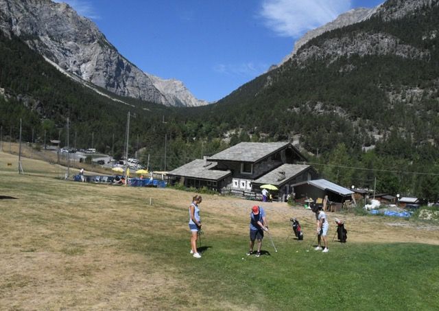 A Bardonecchia una Pro Am di golf per beneficienza
