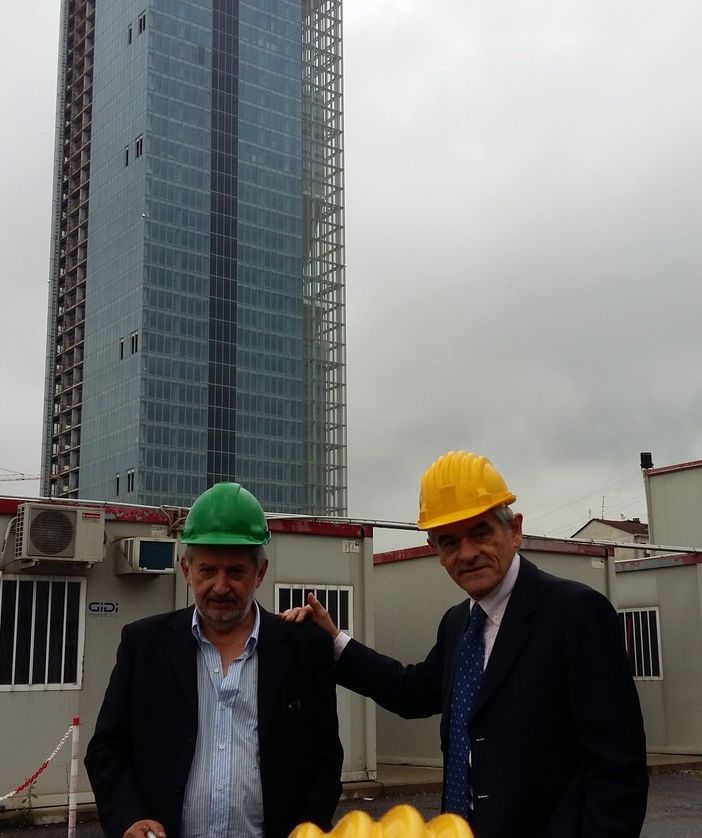 Il grattacielo della Regione sarà pronto dalla prossima primavera. Reschigna: &quot;I ritardi? Indipendenti dalla nostra volontà&quot; (FOTO E VIDEO)