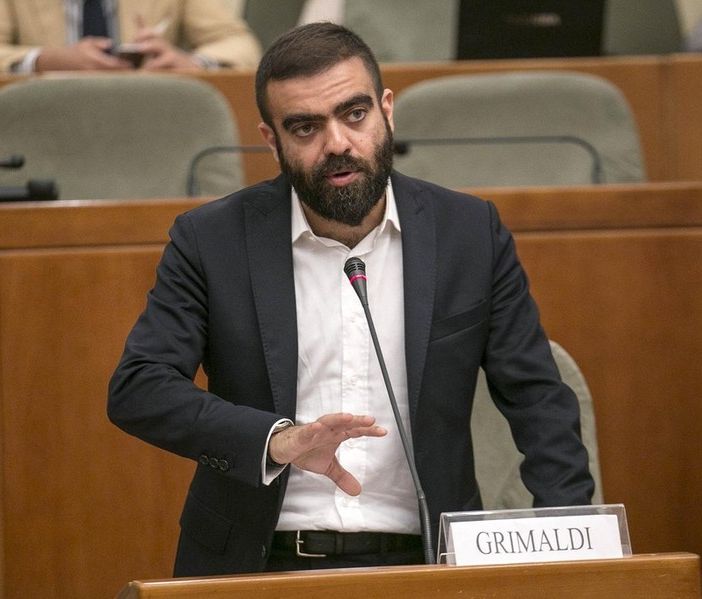 La Trinitè reinternalizza il servizio socio assistenziale, Grimaldi (SI): &quot;Riduzione di ore immotivata e atteggiamento antisindacale, la Regione intervenga&quot;