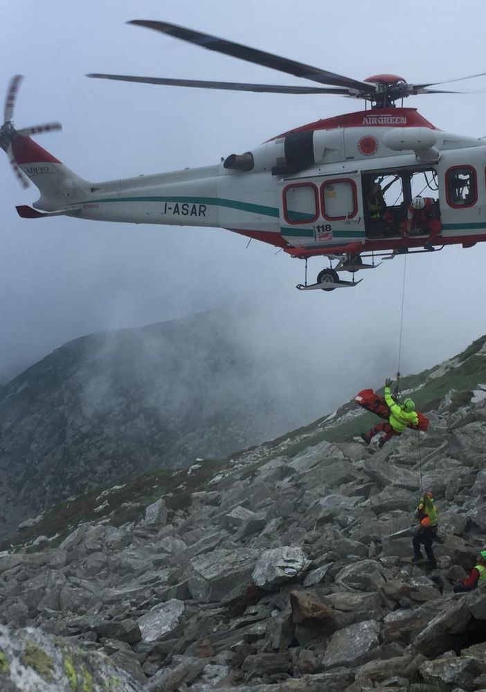 Cade sul sentiero del ritorno dopo una gita in quota: trauma cranico per un 68enne di Grugliasco [FOTO e VIDEO]