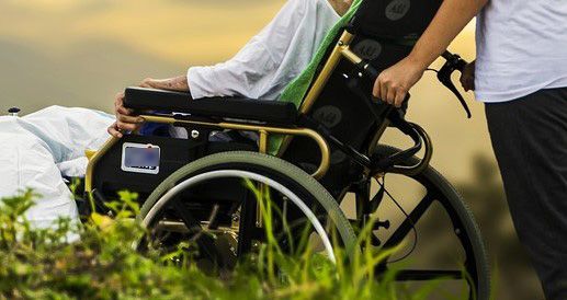 Badante con assistito disabile