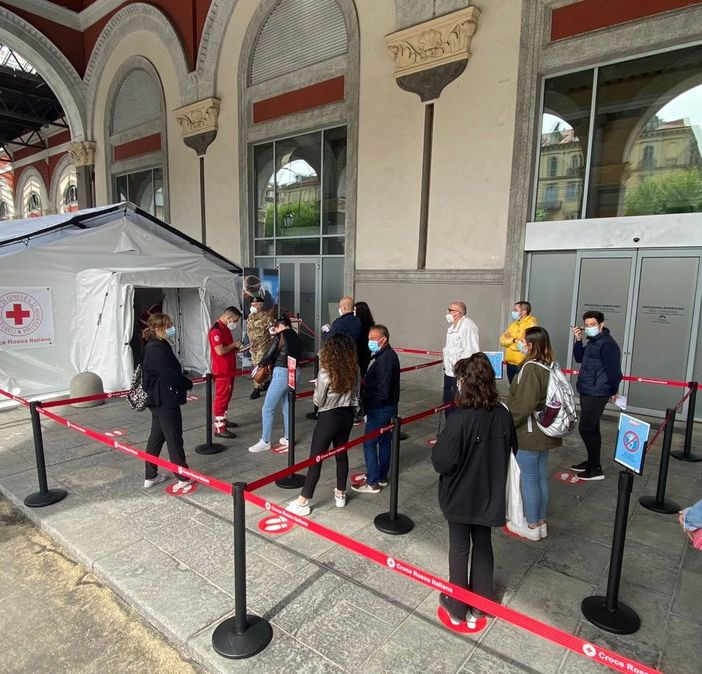 Covid, al nuovo hub di Porta Nuova i tamponi rapidi sono gratuiti per tutti