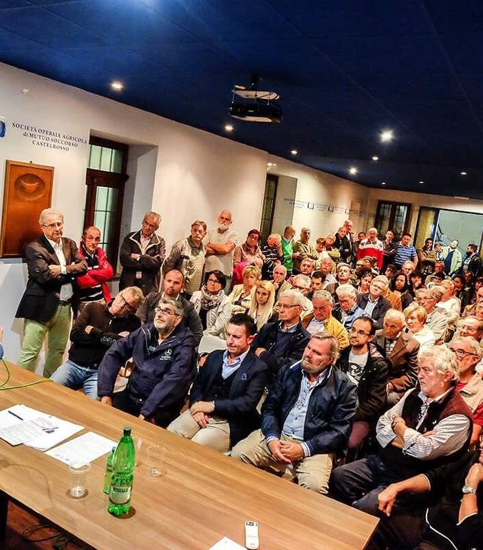 Matteo Doria ha incontrato i castelrossesi