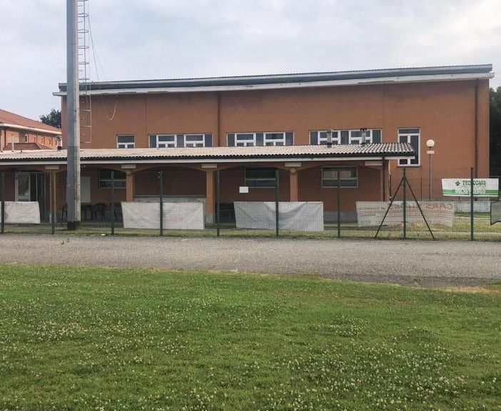 Santena, presto bonificato il tetto dell’impianto sportivo Antonio Janni in via Tetti Agostino