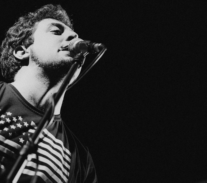 Andrea Marzolla: sviscero le mie idee per trasformarle in canzoni