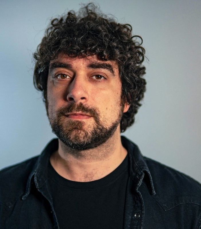 Senti chi parla: Leonardo Bianchi presenta il suo libro da Off Topic