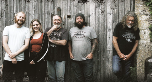 Robert Plant sbarca alle OGR Torino con i Saving Grace, feat. Suzi Dian