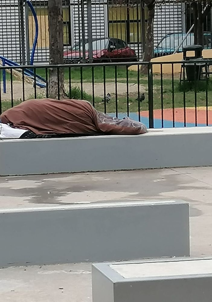 Padre e figlio insultati ai giardini Madre Teresa di Calcutta: &quot;Dovete andare via di qui&quot;