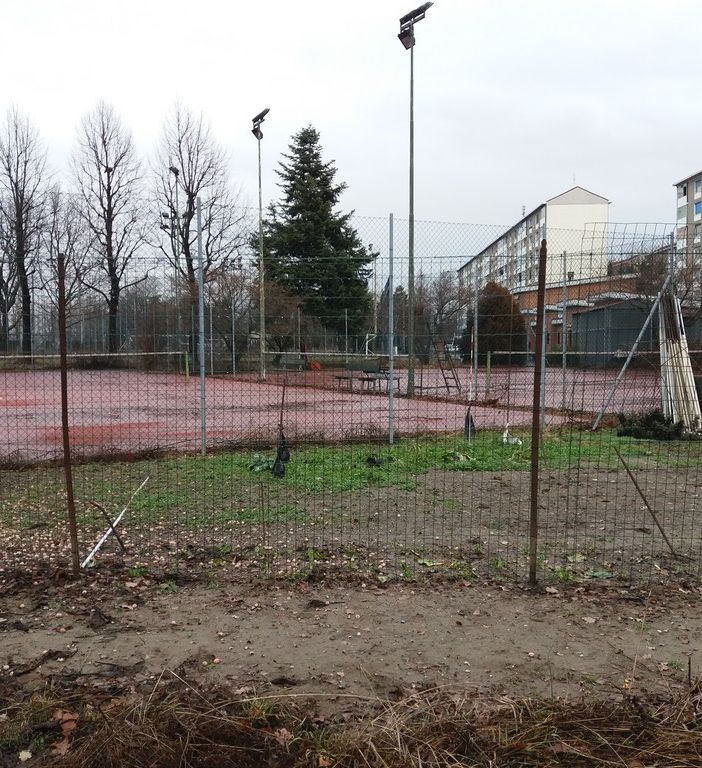 Mirafiori Sud, un bando per la rinascita dell'impianto sportivo Roveda (FOTO)