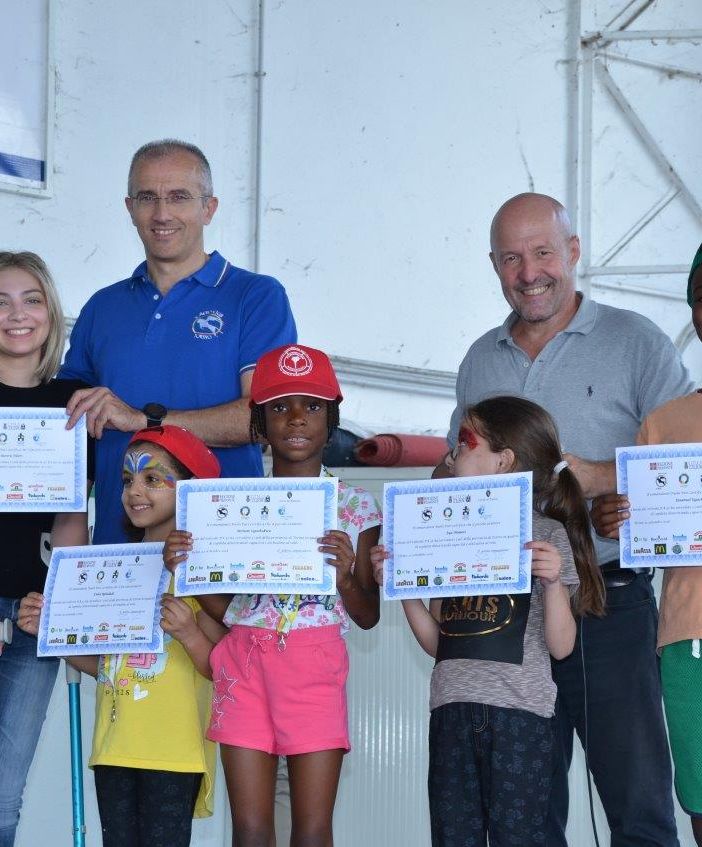 &quot;In volo per un sorriso&quot;, i bambini dell'ospedale Regina Margherita aviatori per un giorno