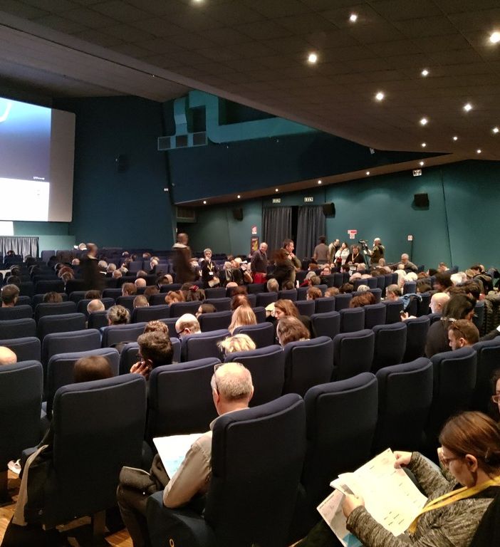 Sale piene e lunghe code: il Torino Film Festival fa subito il botto. Ma il film d'apertura non entusiasma